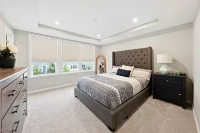 690 Harbour Town Court, Avon Lake, OH 44012 - Photo 25