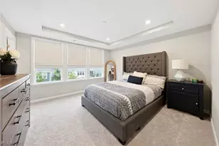 690 Harbour Town Ct, Avon Lake, OH 44012 - Photo 25