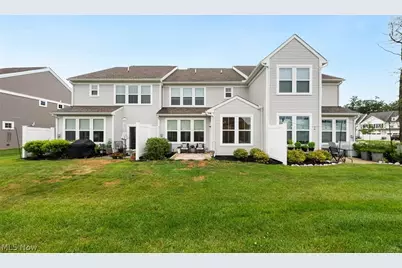 690 Harbour Town Court, Avon Lake, OH 44012 - Photo 43