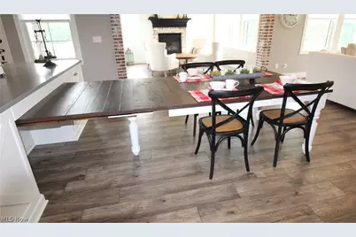 2374 Deer Creek Circle, Orrville, OH 44667 - Photo 9