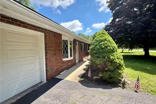 1437 Old Forge Rd, Mogadore, OH 44260 - Photo 3