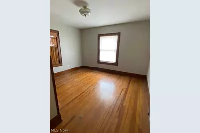 1020 Gaston Avenue, Cambridge, OH 43725 - Photo 17