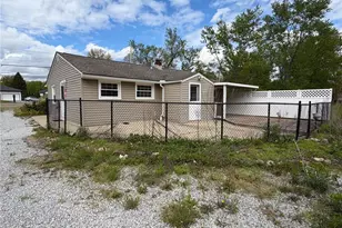1988 Greensburg Rd, North Canton, OH 44720 - Photo 3