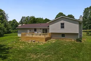 2642 Blake Rd, Wadsworth, OH 44281 - Photo 39
