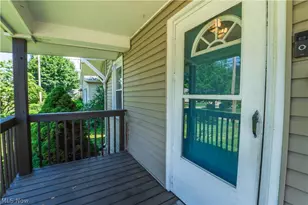 605 Essex St, Akron, OH 44306 - Photo 5
