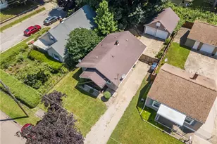 605 Essex St, Akron, OH 44306 - Photo 33