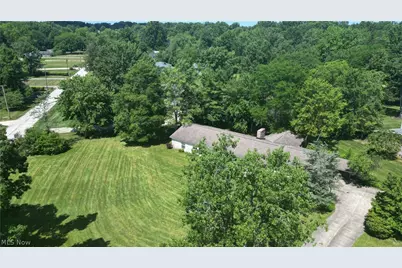 2838 Forest Lane, Willoughby Hills, OH 44094 - Photo 25