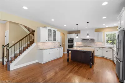 3901 Creekside Drive, Uniontown, OH 44685 - Photo 9