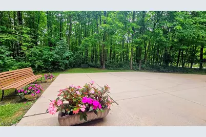 9220 Woods Way Drive, Kirtland, OH 44094 - Photo 33