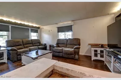 646 N Wooster Avenue, Strasburg, OH 44608 - Photo 5