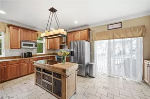 303 Arizona Ave, Lorain, OH 44052 - Photo 17