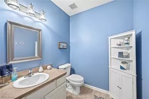 303 Arizona Ave, Lorain, OH 44052 - Photo 11