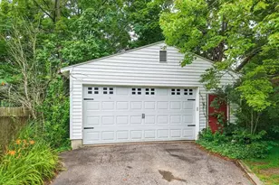 1298 Neptune Ave, Akron, OH 44301 - Photo 31