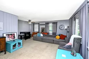 3437 Heckman St NW, Uniontown, OH 44685 - Photo 9