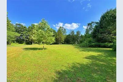 15818 Darrow Road, Vermilion, OH 44089 - Photo 37
