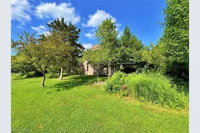 15818 Darrow Road, Vermilion, OH 44089 - Photo 41