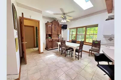 15818 Darrow Road, Vermilion, OH 44089 - Photo 7