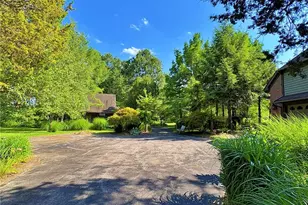 15818 Darrow Rd, Vermilion, OH 44089 - Photo 5