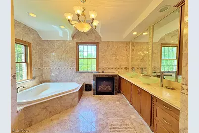 15818 Darrow Road, Vermilion, OH 44089 - Photo 17