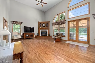 38799 Arbor Court, Grafton, OH 44044 - Photo 5