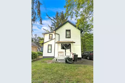 386 E Voris Street, Akron, OH 44311 - Photo 5