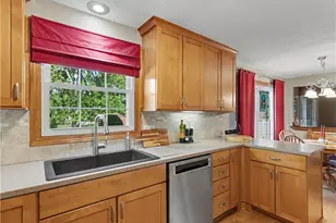12203 Shoshone Ave NW, Uniontown, OH 44685 - Photo 9