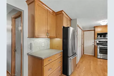 12203 Shoshone Avenue NW, Uniontown, OH 44685 - Photo 11