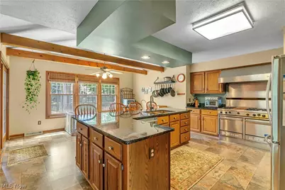 10335 Thompson Rye Circle, Twinsburg, OH 44087 - Photo 5