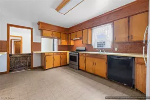 121 E Ralston Ave, Akron, OH 44301 - Photo 9