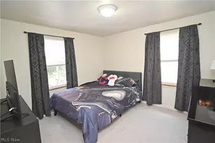 4048 Dover Rd, Youngstown, OH 44511 - Photo 11