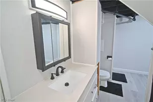 4048 Dover Rd, Youngstown, OH 44511 - Photo 15