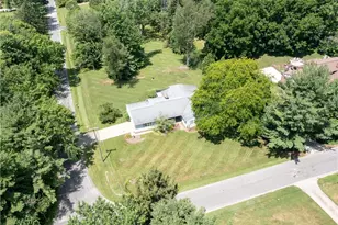 1726 Orchard Dr, Akron, OH 44333 - Photo 31