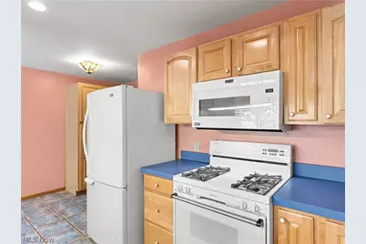 1726 Orchard Drive, Akron, OH 44333 - Photo 13