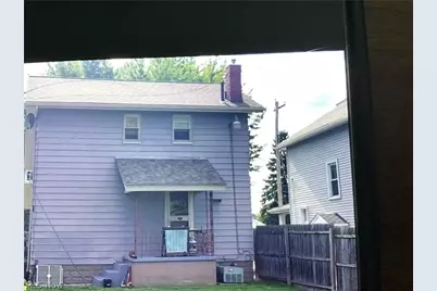 303 Stewart, Hubbard, OH 44425 - Photo 3