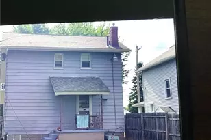 303 Stewart, Hubbard, OH 44425 - Photo 3