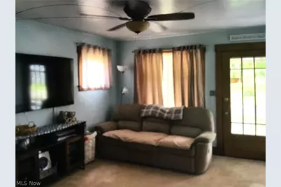 303 Stewart, Hubbard, OH 44425 - Photo 7