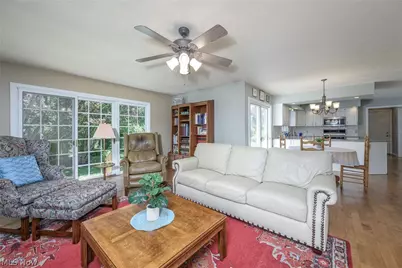 812 Martindale Drive, Tallmadge, OH 44278 - Photo 3