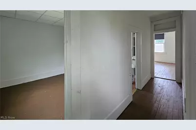419 Bryant Avenue, Cambridge, OH 43725 - Photo 13