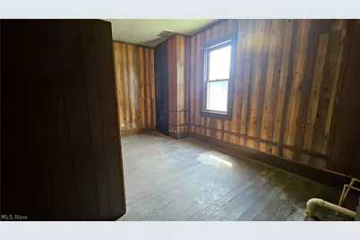 419 Bryant Avenue, Cambridge, OH 43725 - Photo 15