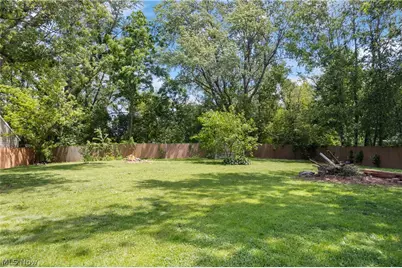 12780 Jamestown Avenue NW, Uniontown, OH 44685 - Photo 29