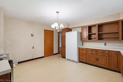 21 Hampshire Road, Akron, OH 44313 - Photo 19