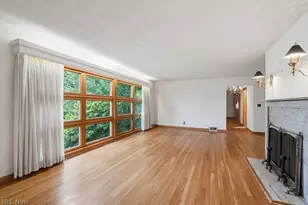 21 Hampshire Rd, Akron, OH 44313 - Photo 5
