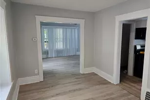 976 Neptune Ave, Akron, OH 44301 - Photo 9