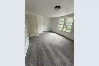 802 Clay Drive, Akron, OH 44311 - Photo 7
