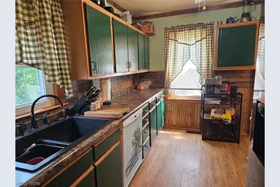 1555 Hay Avenue, Coshocton, OH 43812 - Photo 3