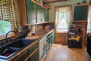 1555 Hay Ave, Coshocton, OH 43812 - Photo 3