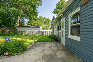 2256 Bailey Rd, Cuyahoga Falls, OH 44221 - Photo 25