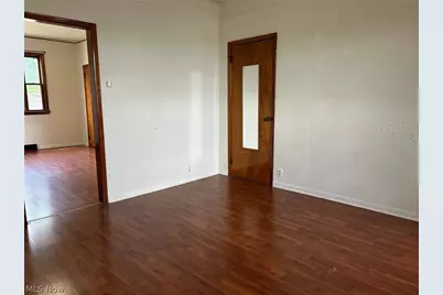 214 Jacquette Street #A, Bridgeport, OH 43912 - Photo 3