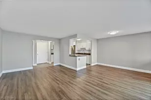 12900 Lake Ave, Oakwood, OH 44107 - Photo 11