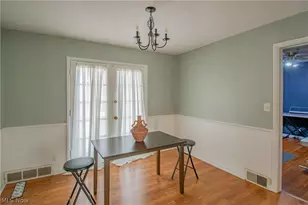2951 Stanley Rd, Fairlawn, OH 44333 - Photo 7